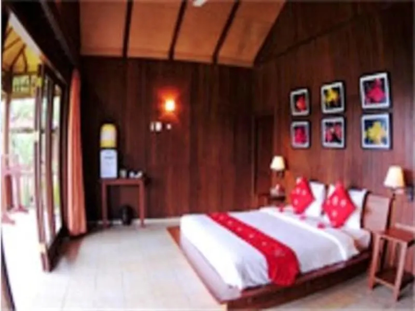 Black Sand Dive Retreat