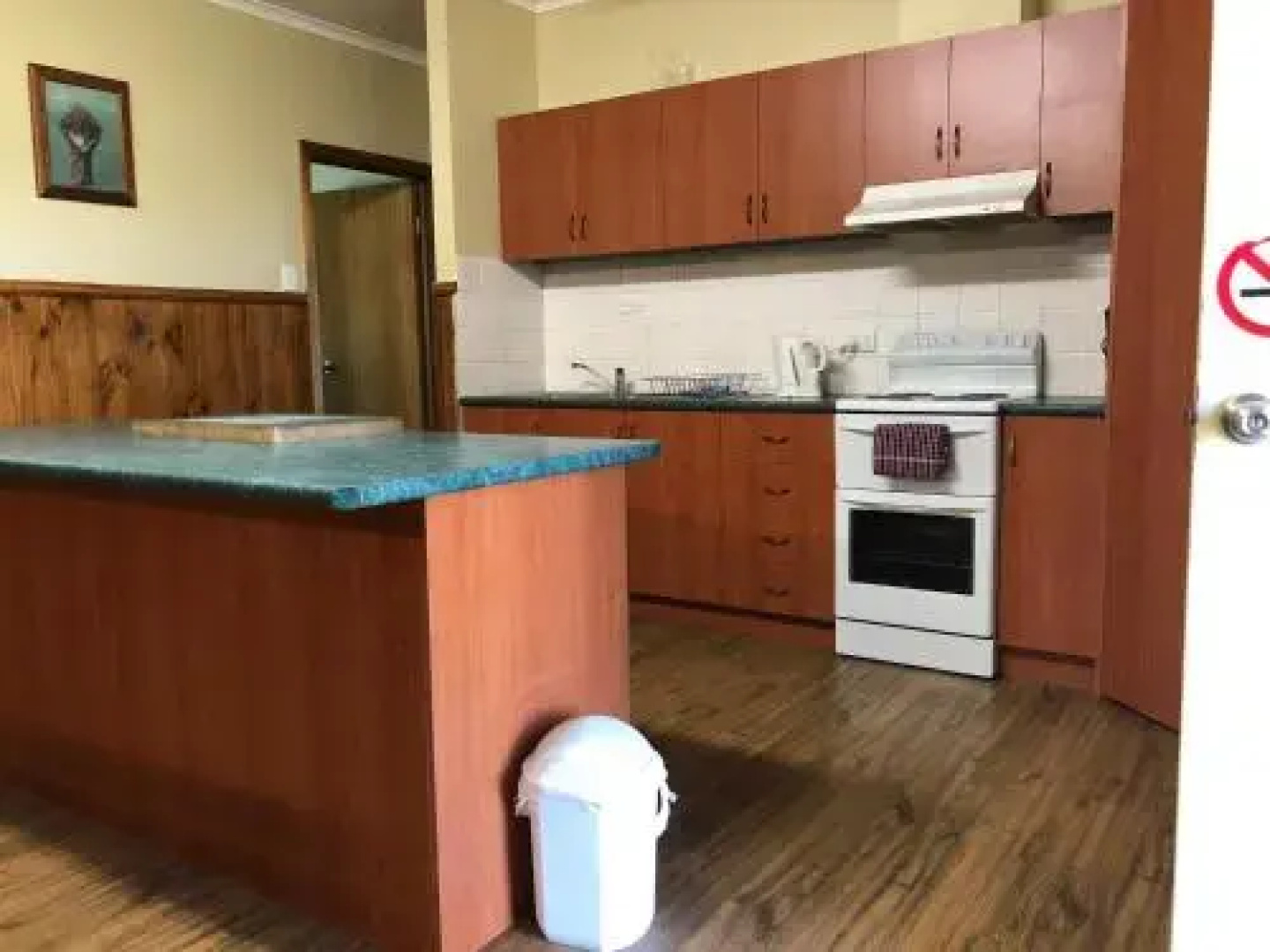 Riverland Holiday Cottage