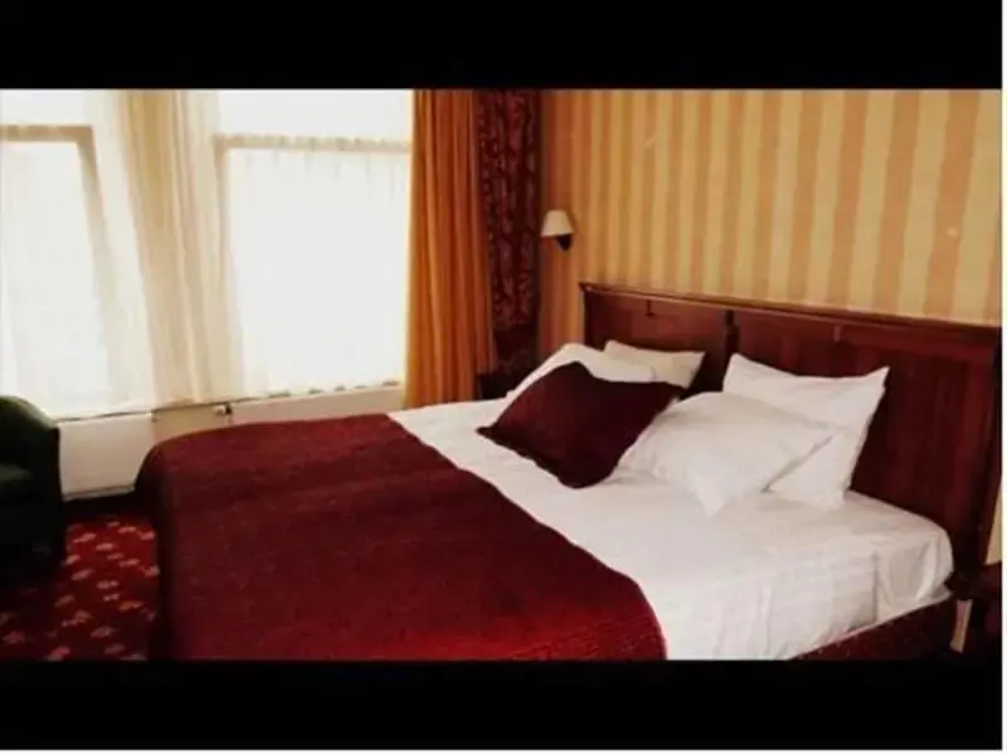 Hotel Omega