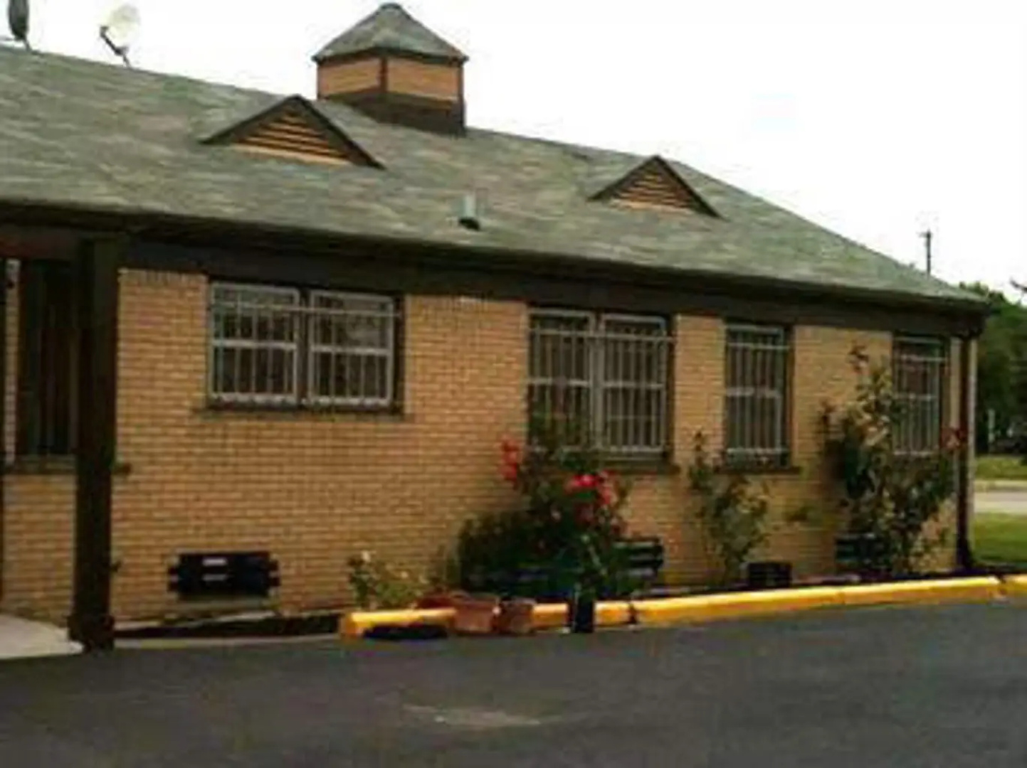 Evergreen Motel
