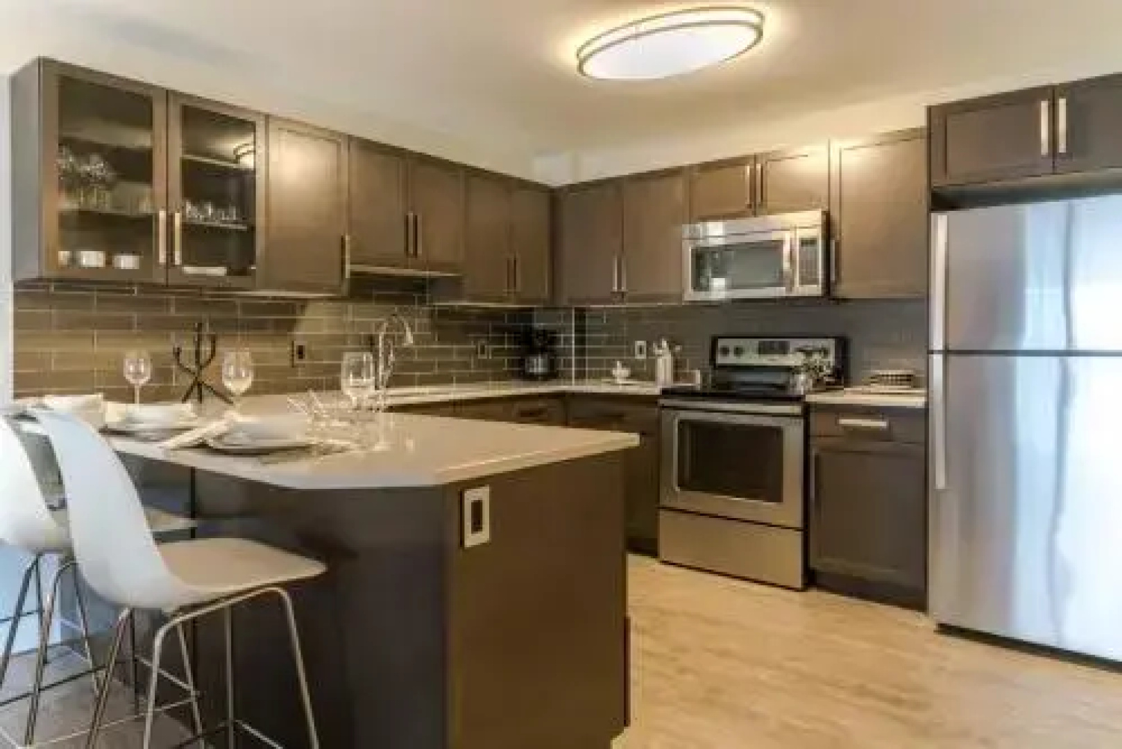 Fort Garry Place Furnished Suites