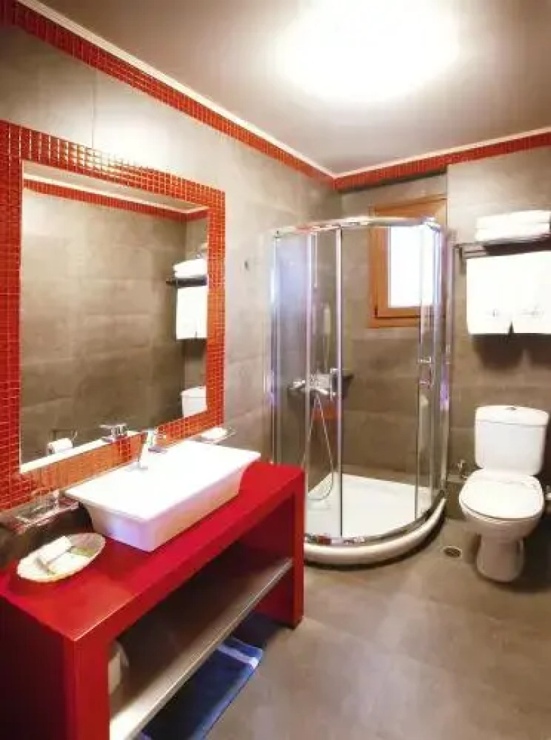 Lagadia 4 Seasons Hotel