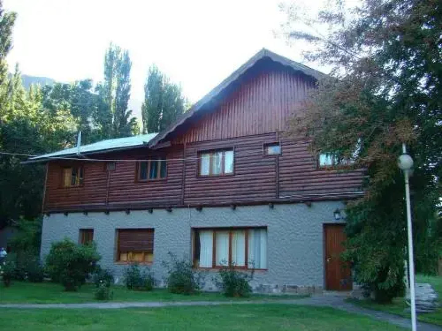 Aldea Los Huemules