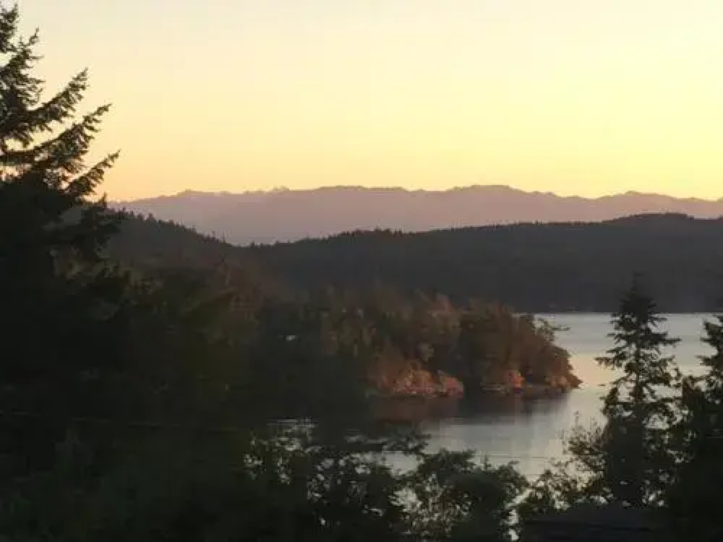 Sooke Home & Garden