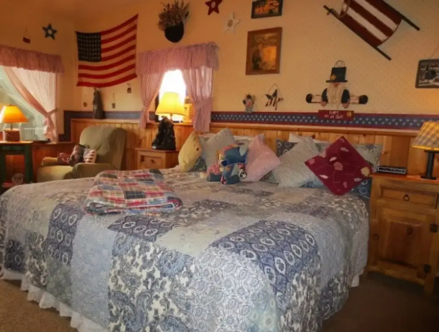 Log Cabin at Lynx Creek Farm
