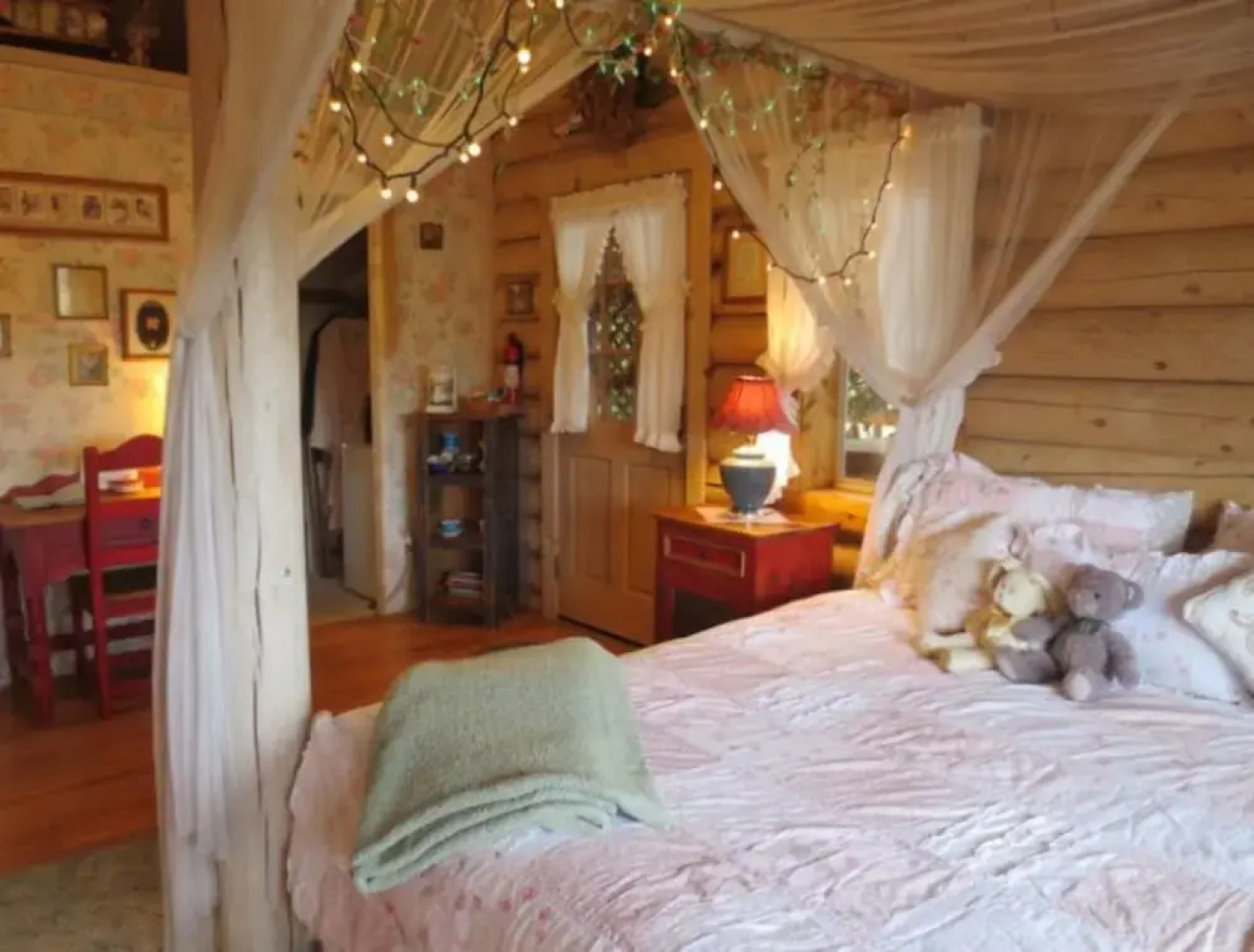 Country Garden Studio