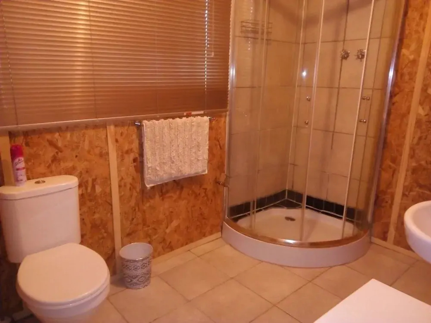 Eden overnight cabins