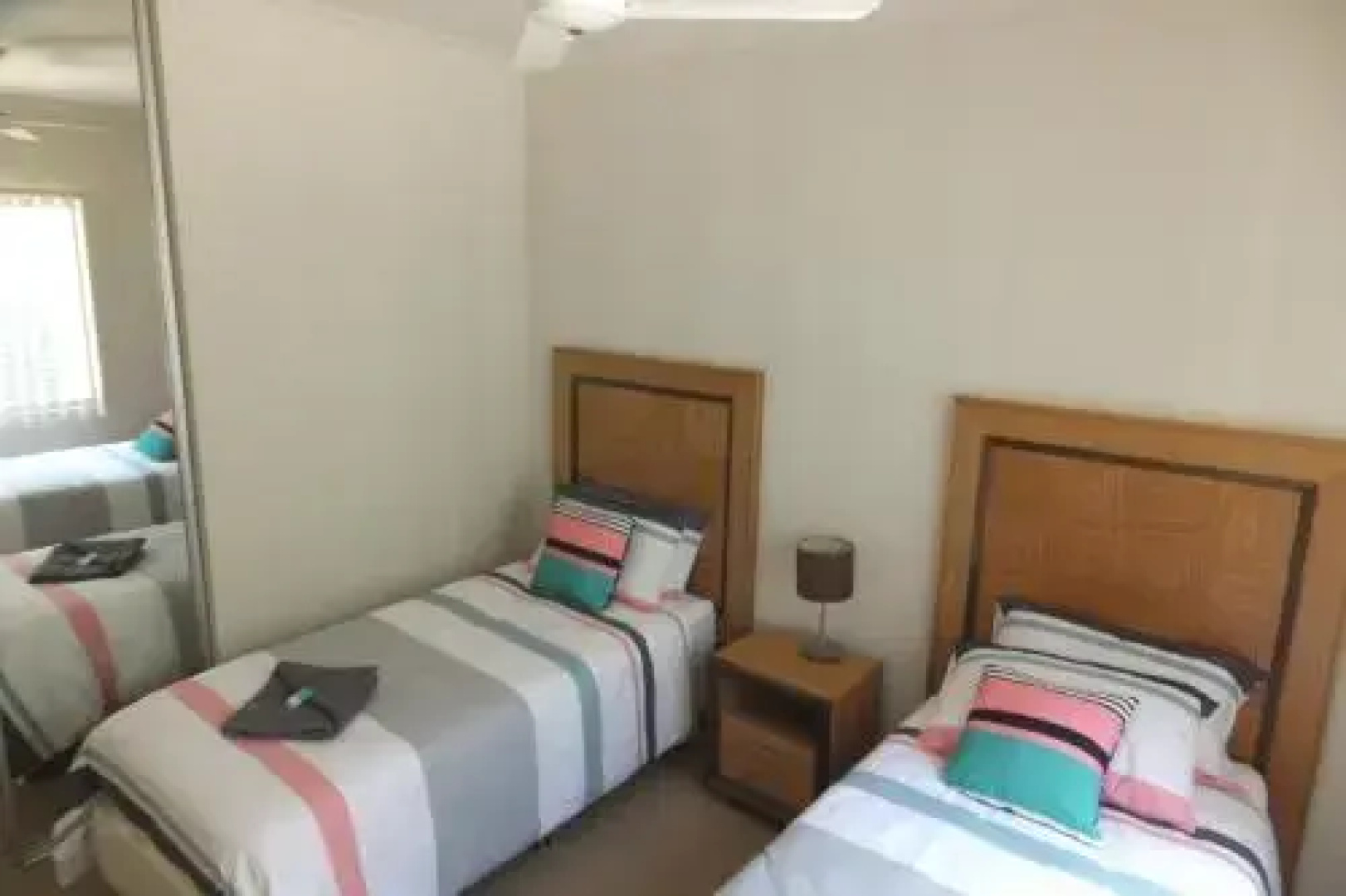 Seafront Unit 25