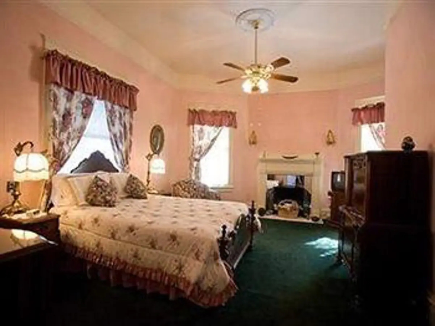 The Stanford Inn