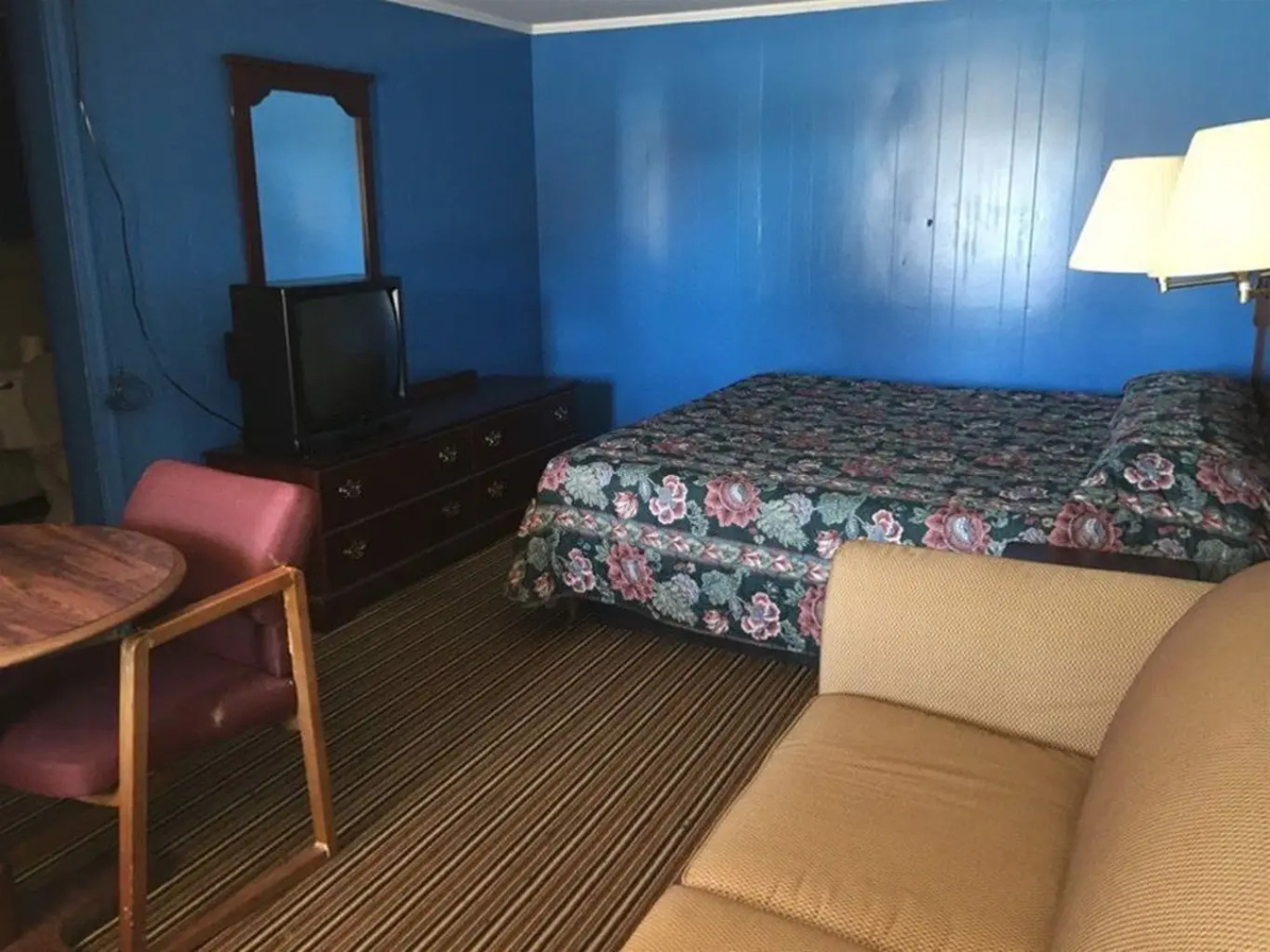 Budget Inn