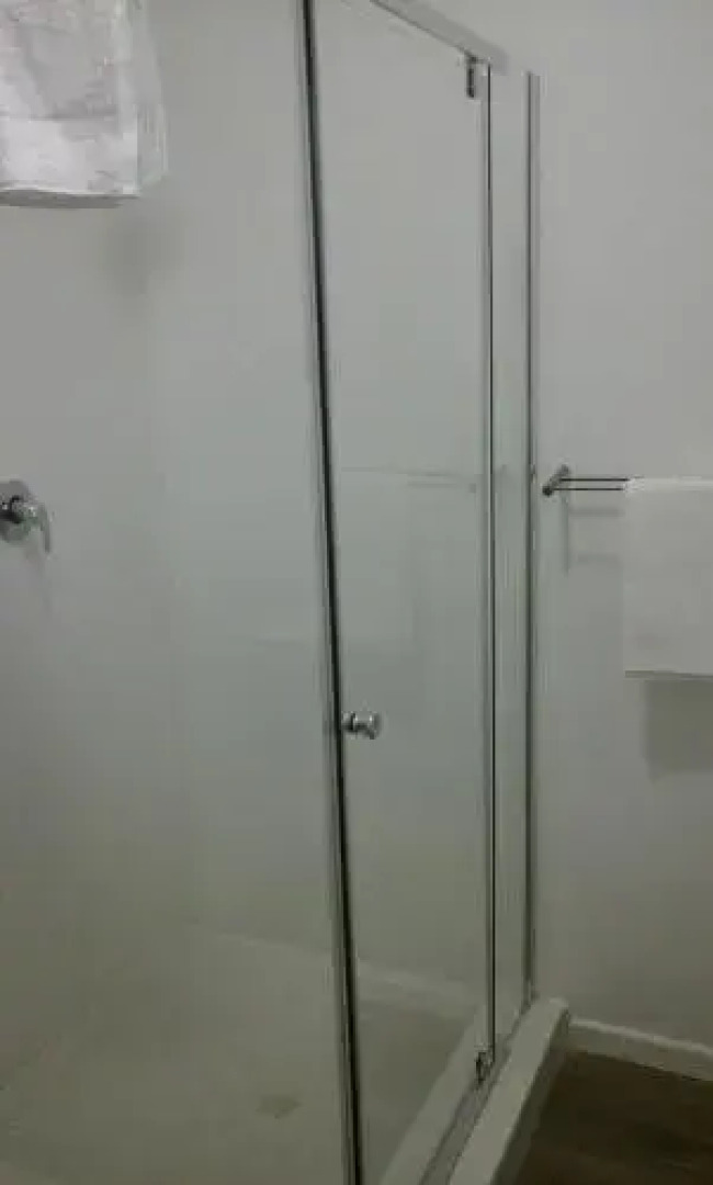 Tiende Laan Bed & Breakfast and Self-Catering