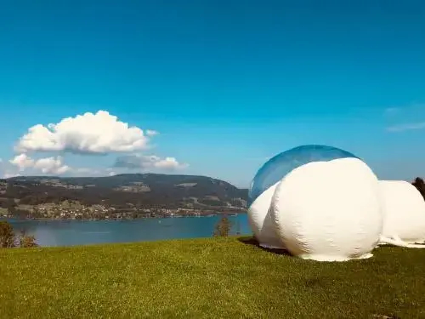 Bubble Tent Hotel