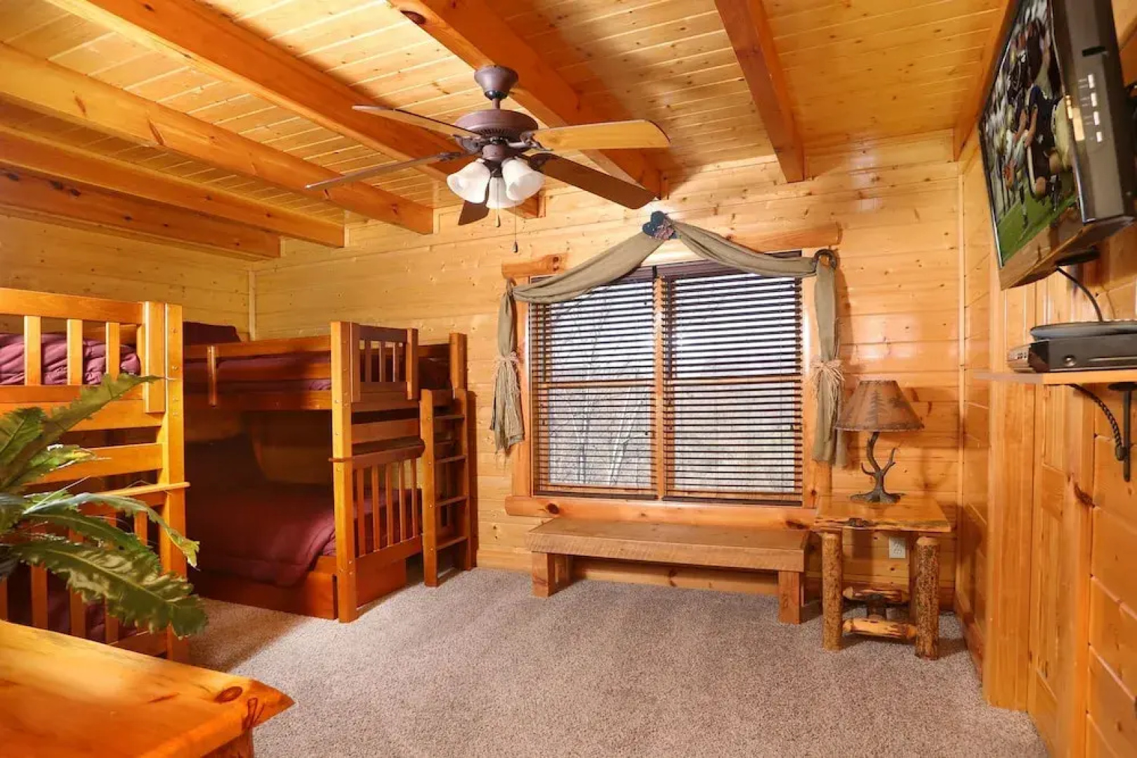 of Relaxation 9 Br cabin by RedAwning