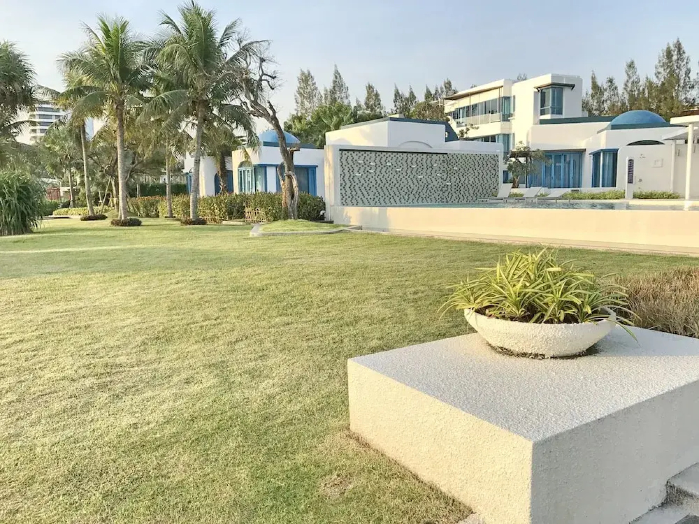The Crest Santora Luxury
