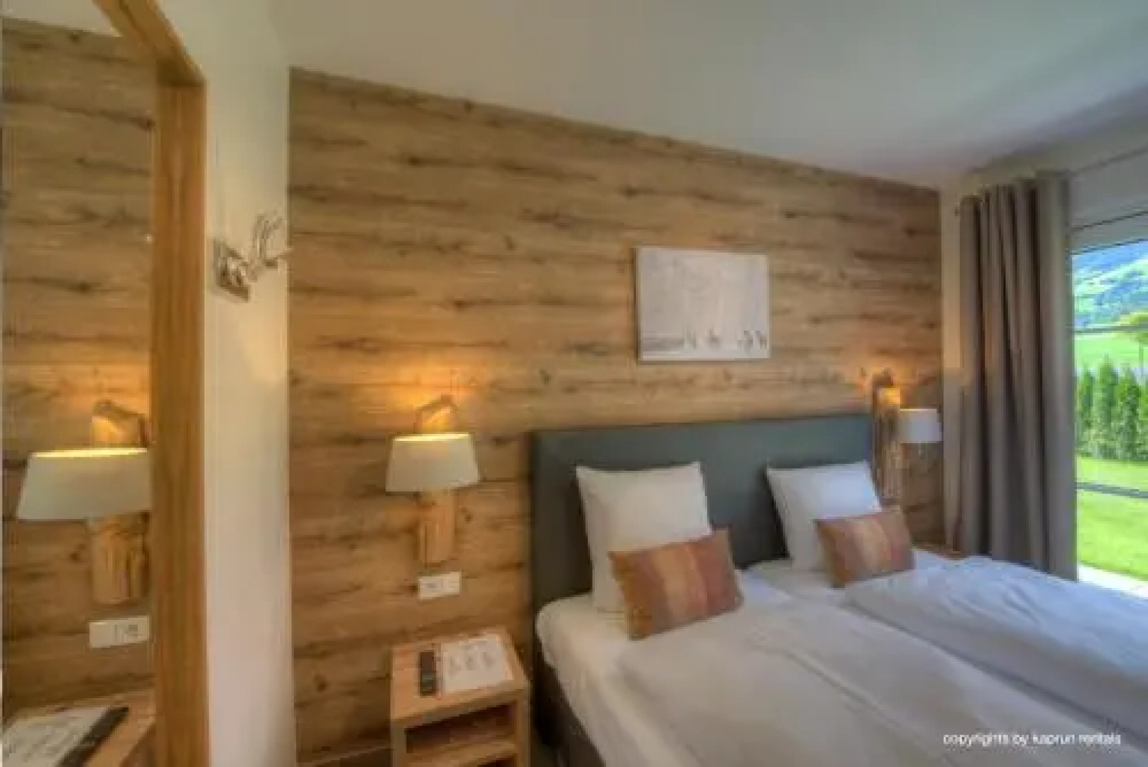 Deer & Dear Luxury Chalet