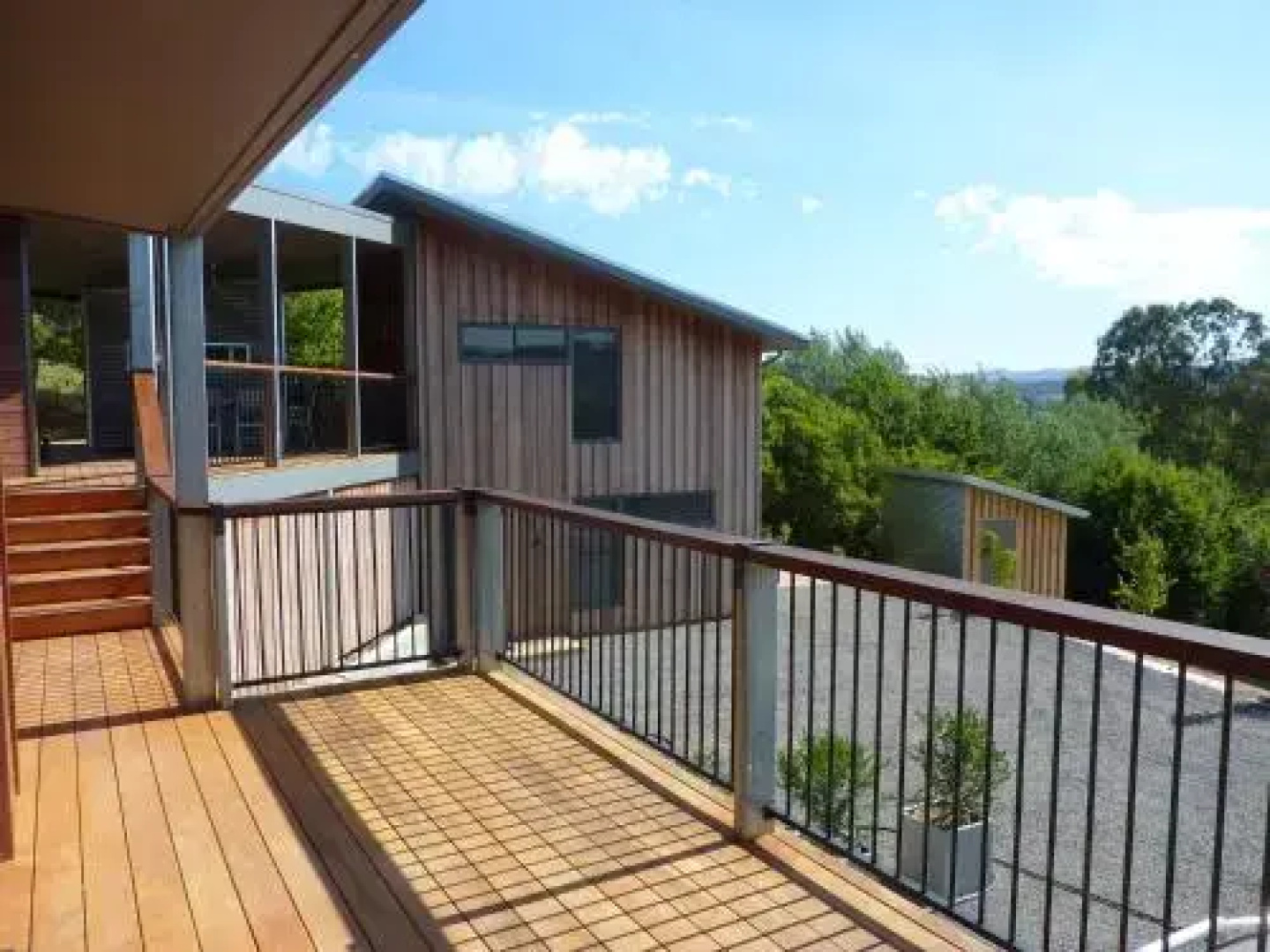 Saje's House & Pod