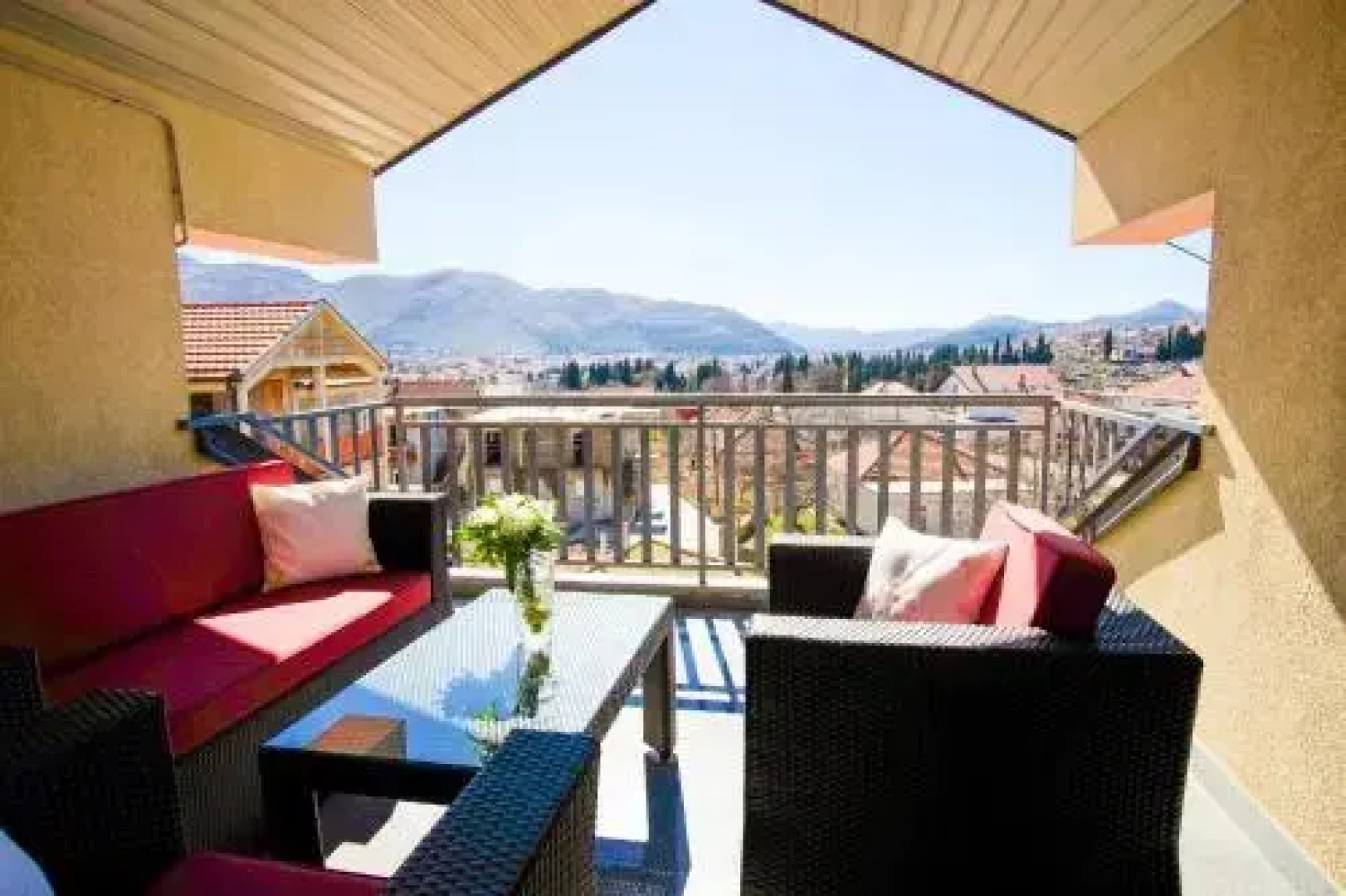 Apartments Lovori-Lorbe