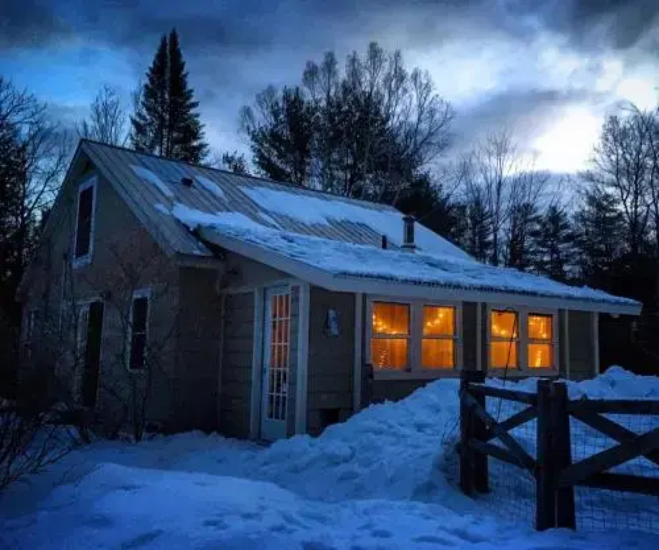 Cozy House on 9 Acres with a Pond