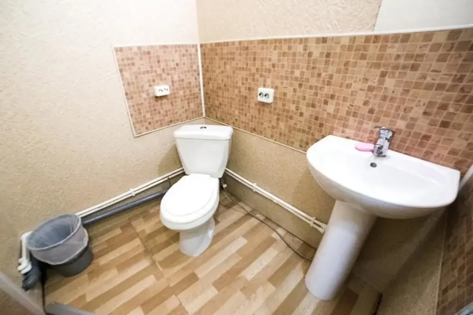Hostels Rus-Akademicheskaya