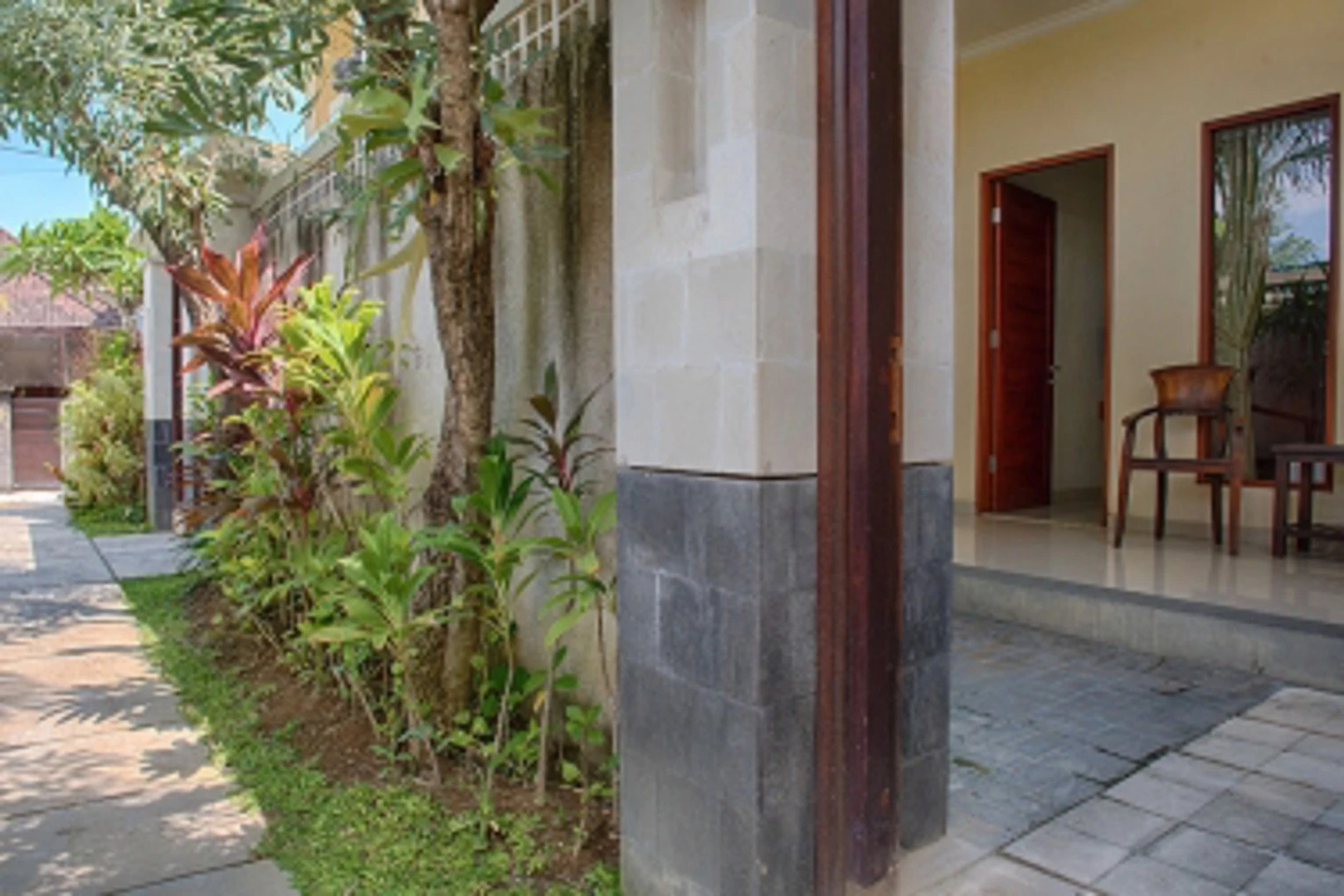 RedDoorz @ Taman Sari Marlboro