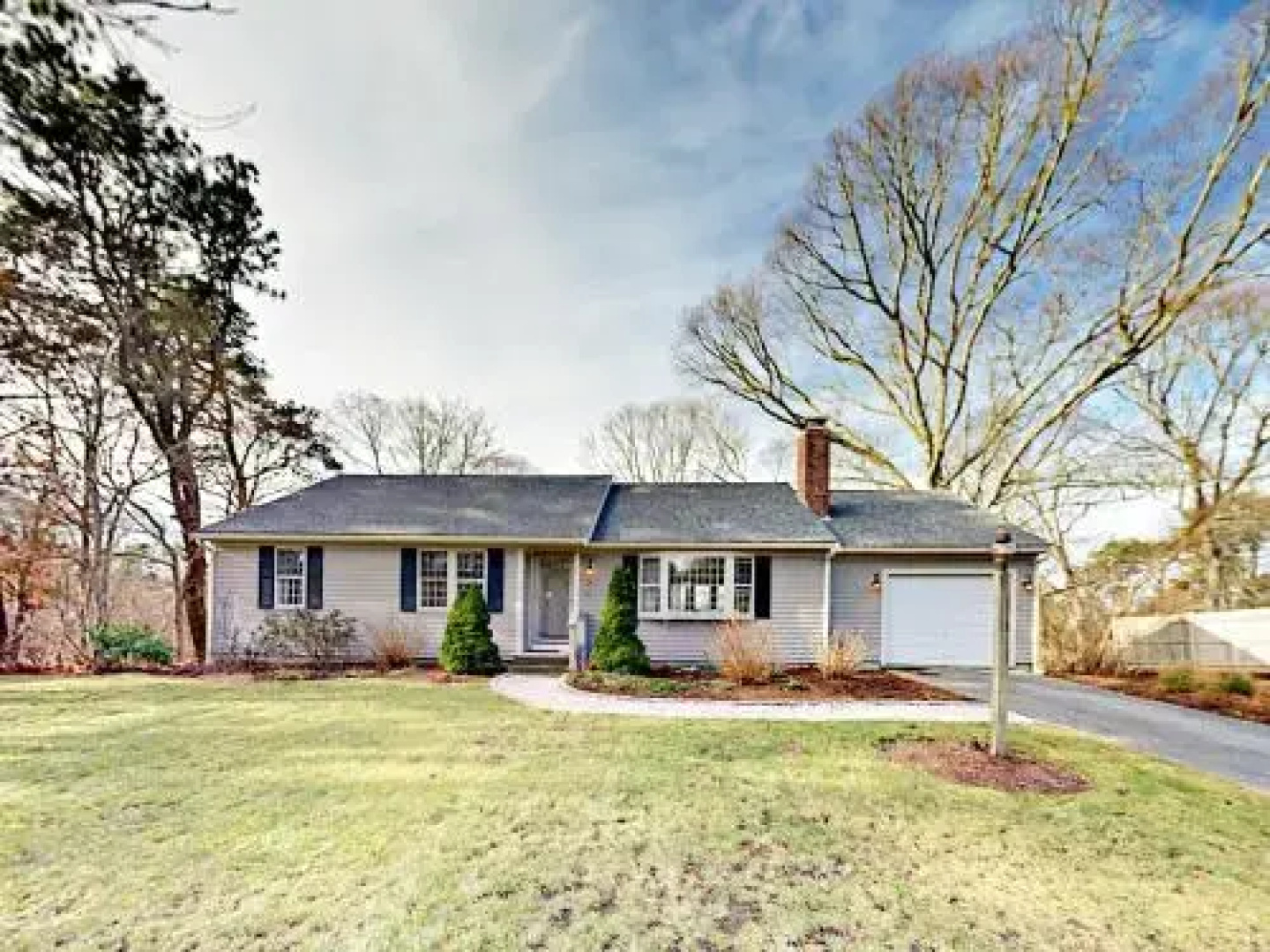 Pond-Front Perfection - 3 Br Home