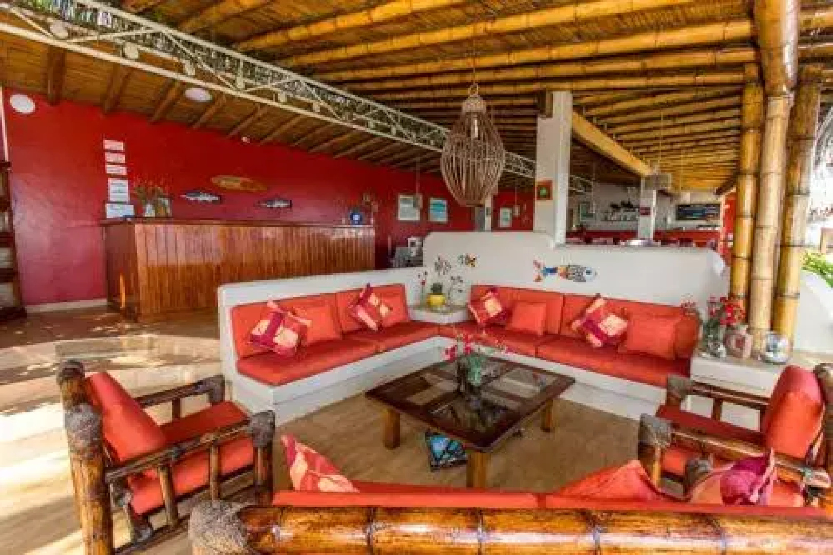 Casa de Playa Bungalows & Restaurant
