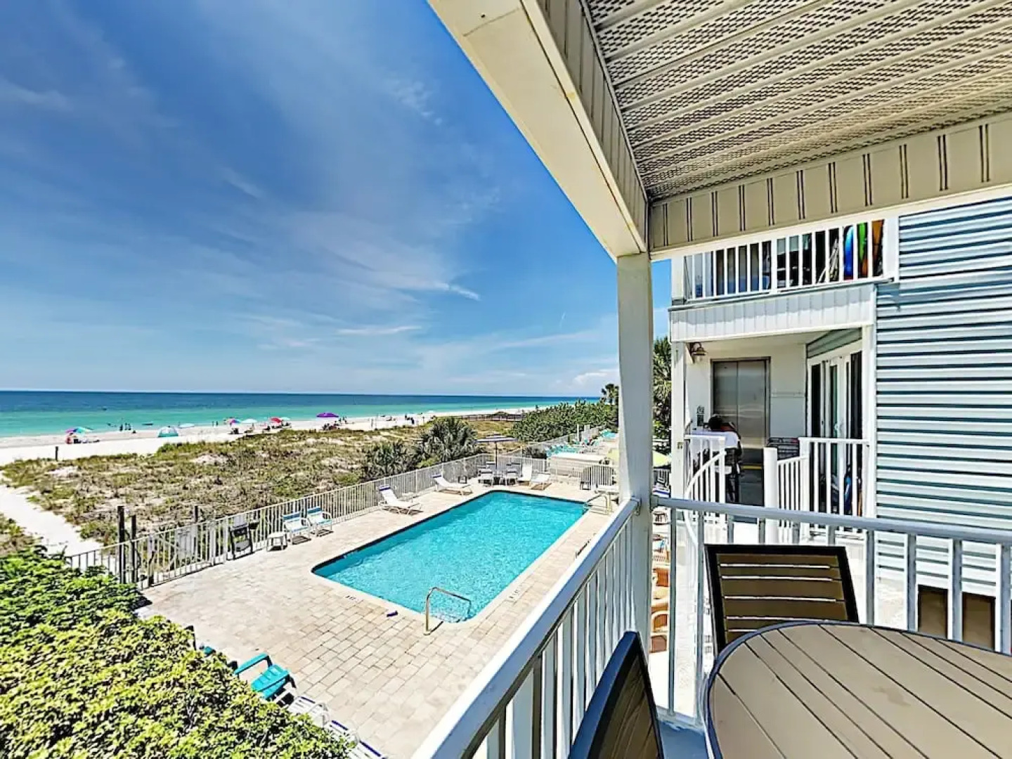 Unbeatable Beachside in Indian Rocks Beach by RedAwning