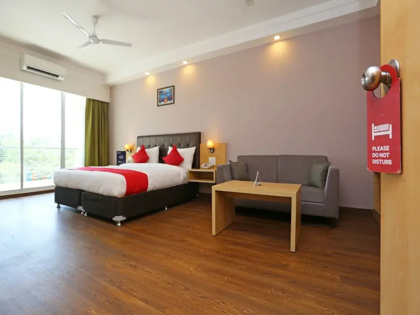 Capital O 13727 Hotel Aarogyam Suites