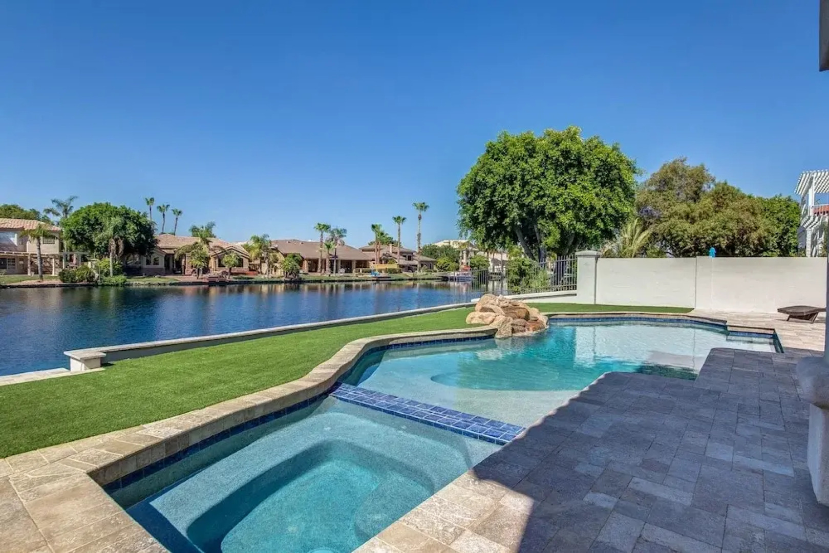 Freeport - 4 Br home by RedAwning