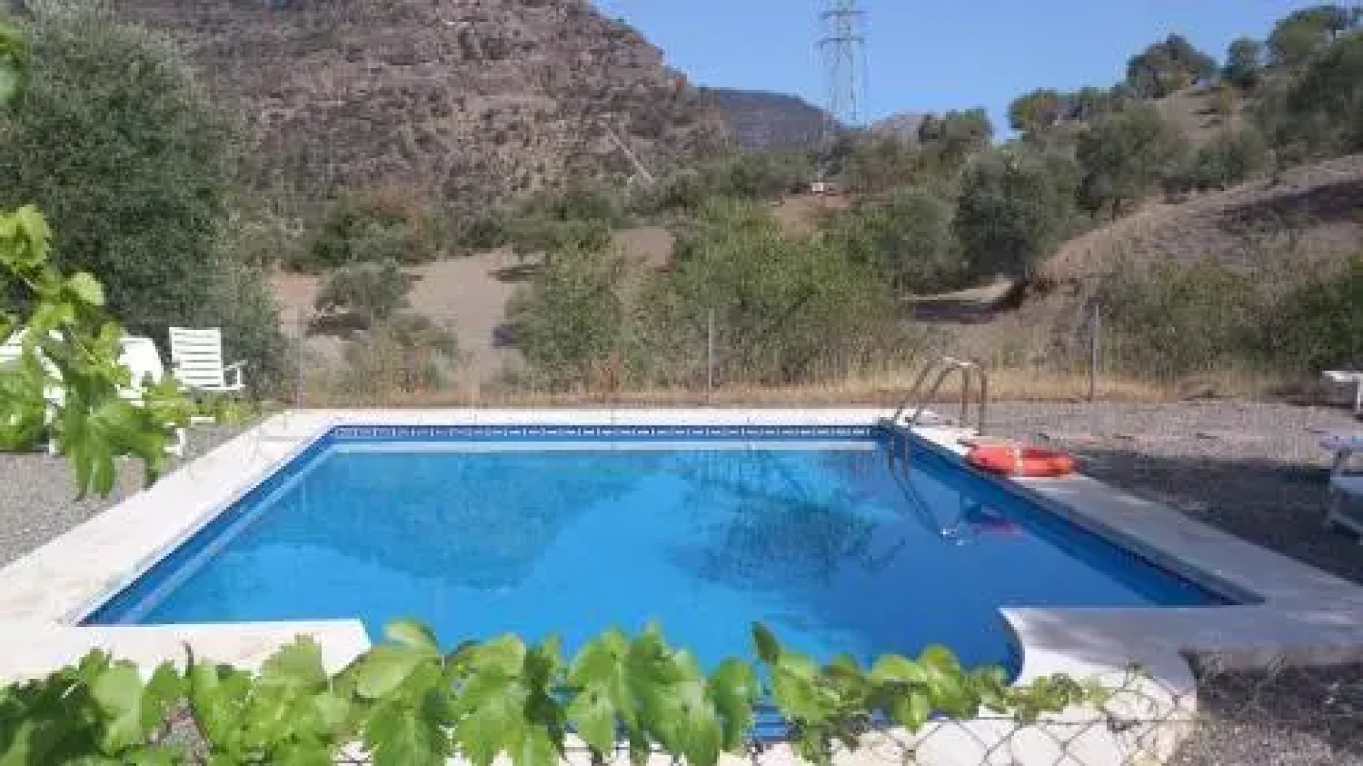 La Casita Blanca- La Almona Chica