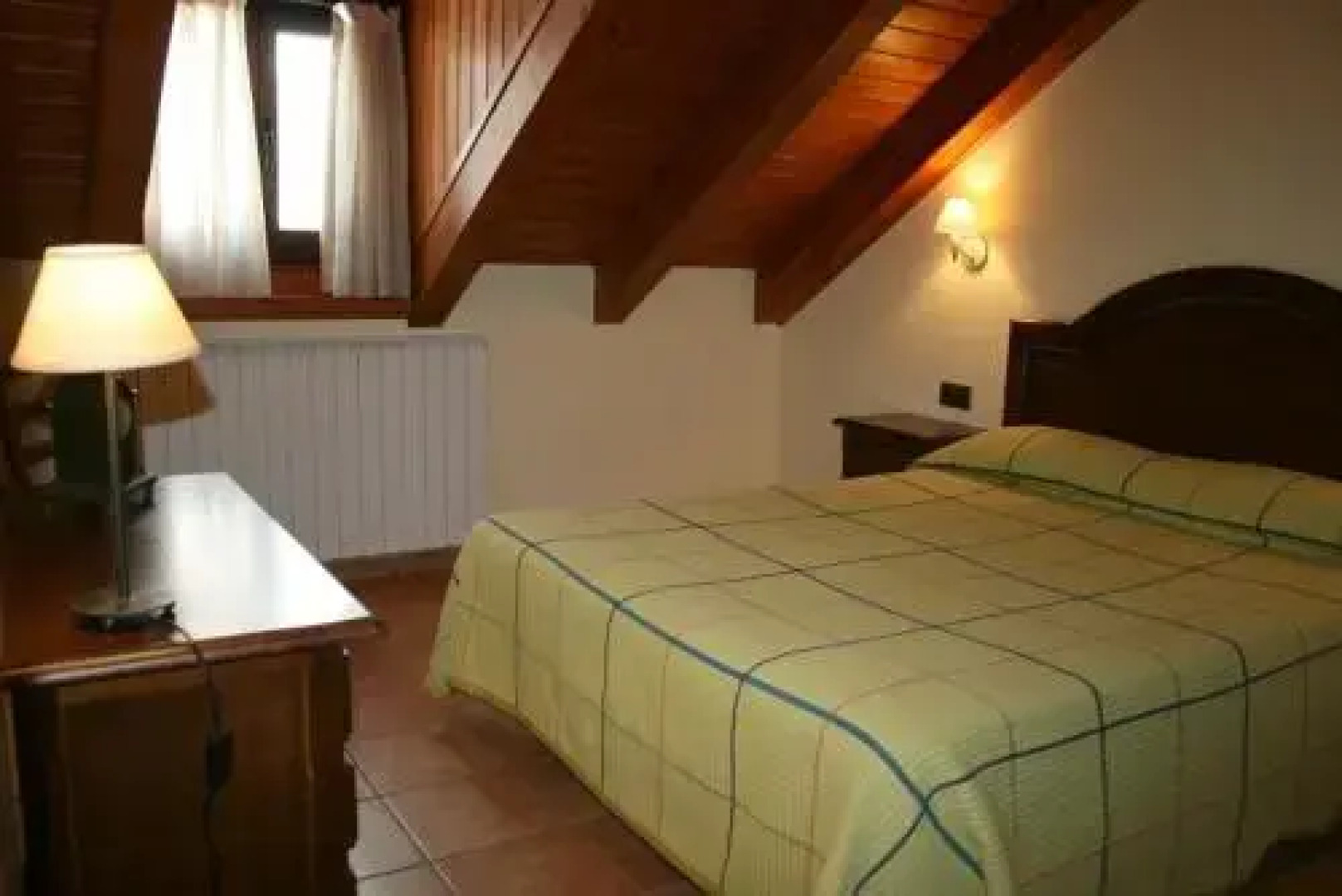 Apartamentos Les Picardes