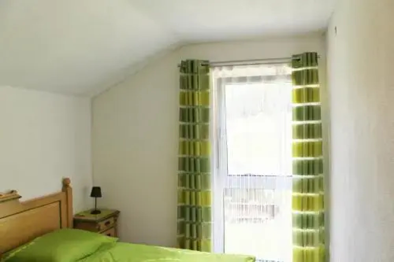 Ferienhaus Alpen Lodge und die Gams