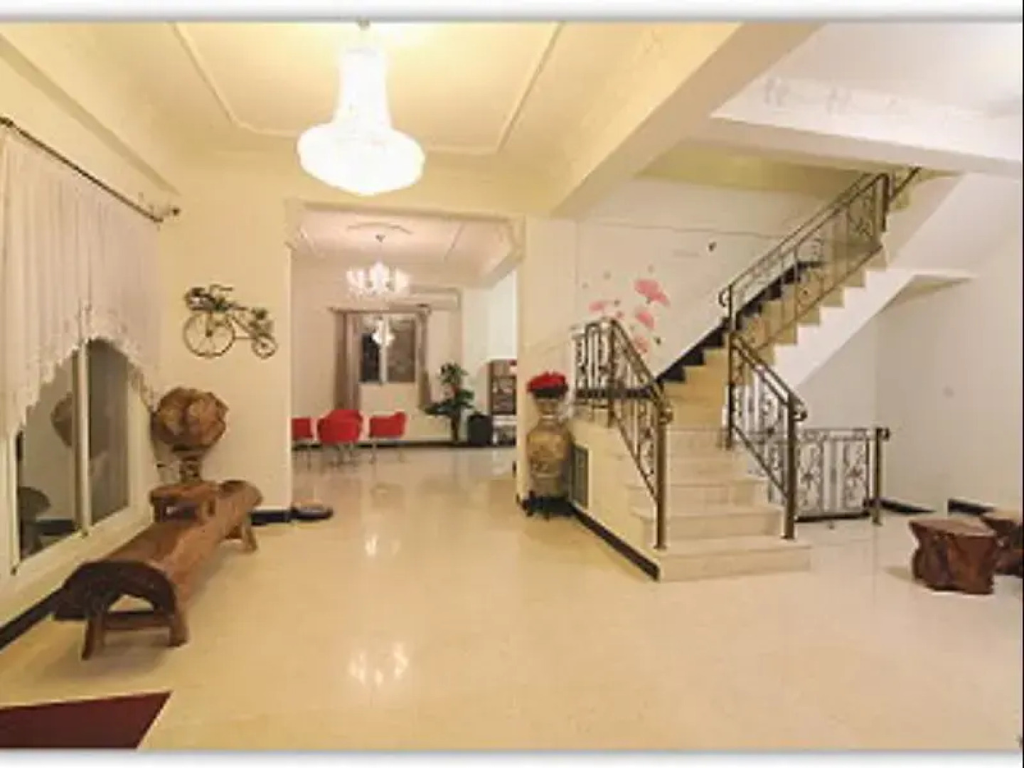 Majesty Fourseasons Inn