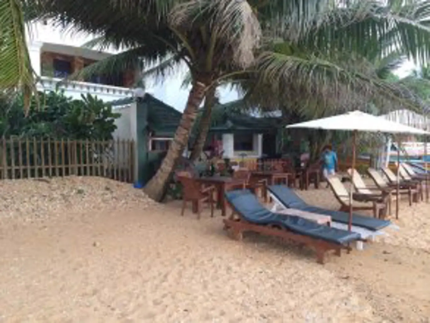 Coconut Bar Sea Lodge