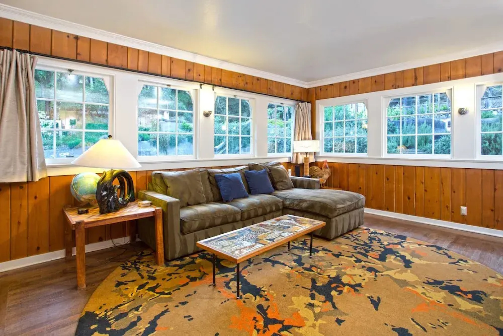 Art and Wine Estate 4 Bedrooms 3 Bathrooms Home