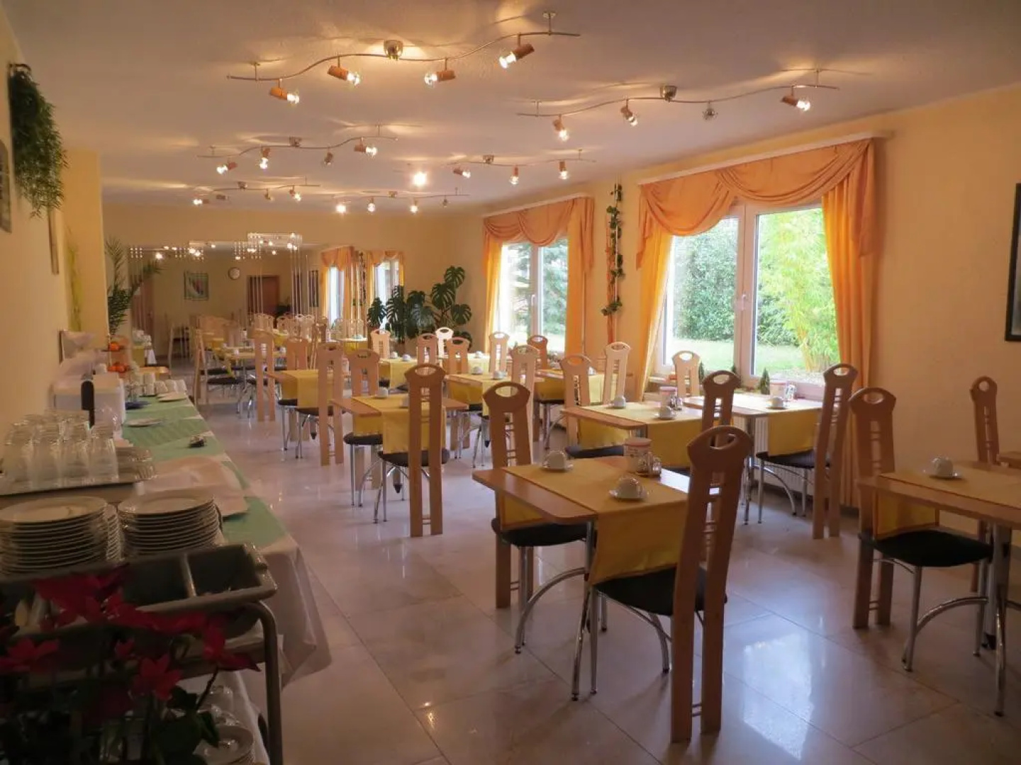 Hotel Merkur Garni