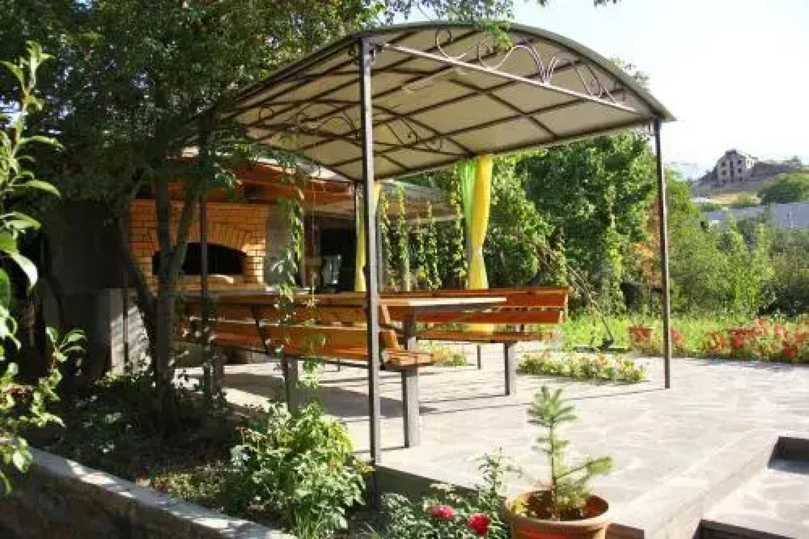 B&B Hasmik