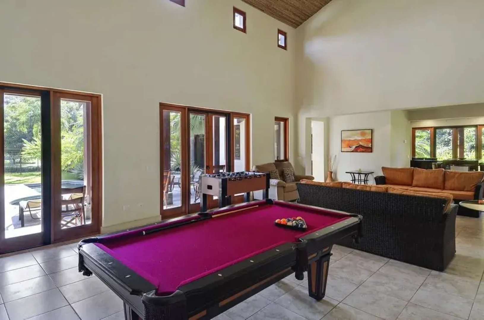Casa Oasis Close to Beach Golf, Surf and More by RedAwning
