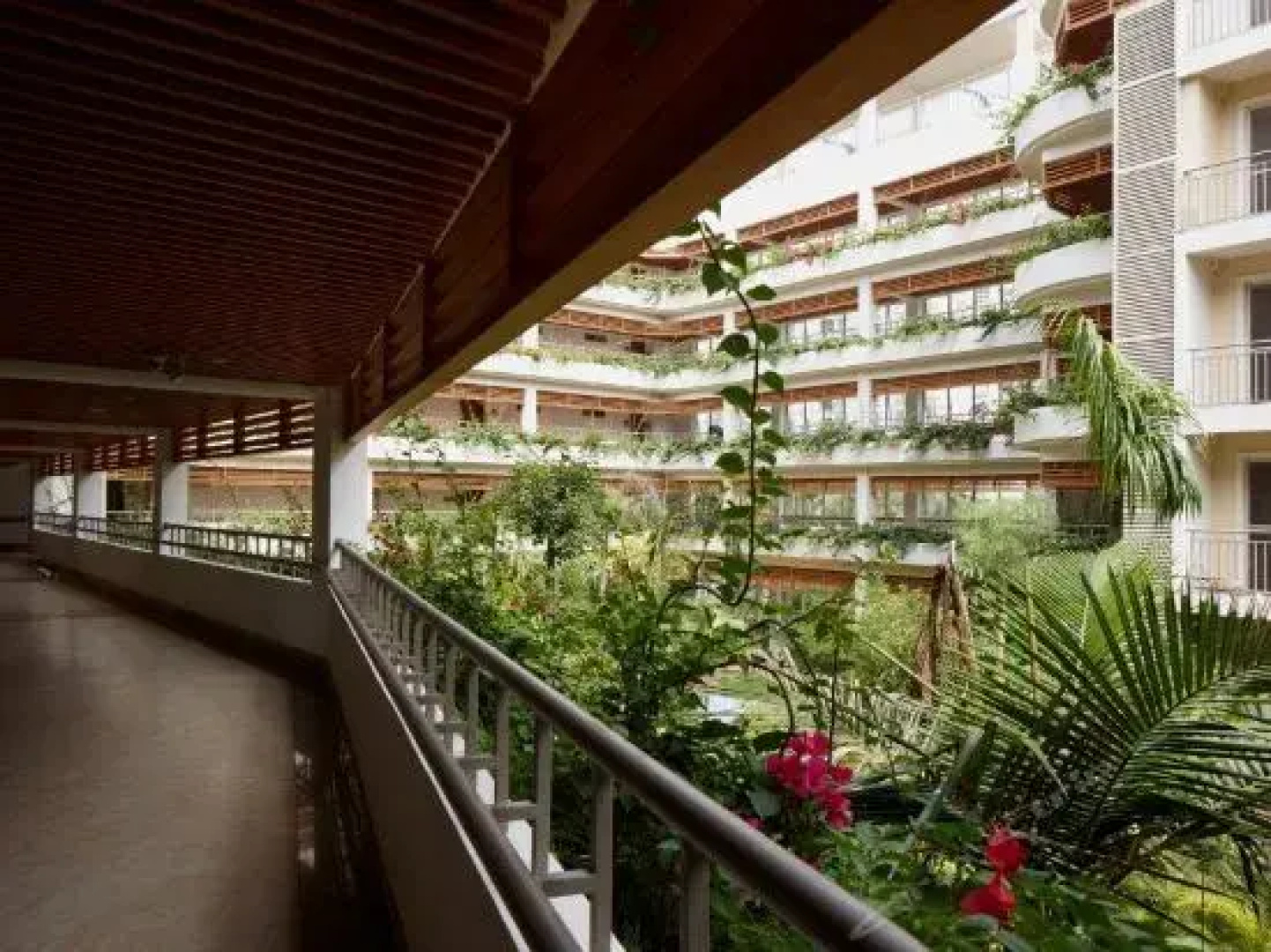Golden Height Hotel