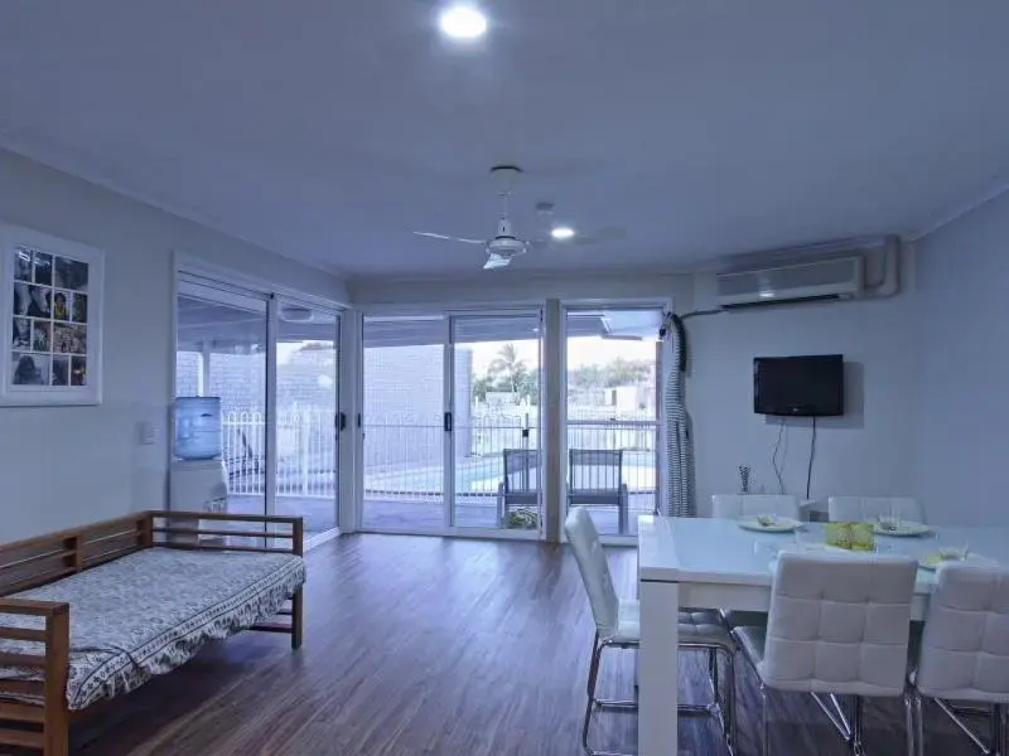 Adelong 9 Beach House