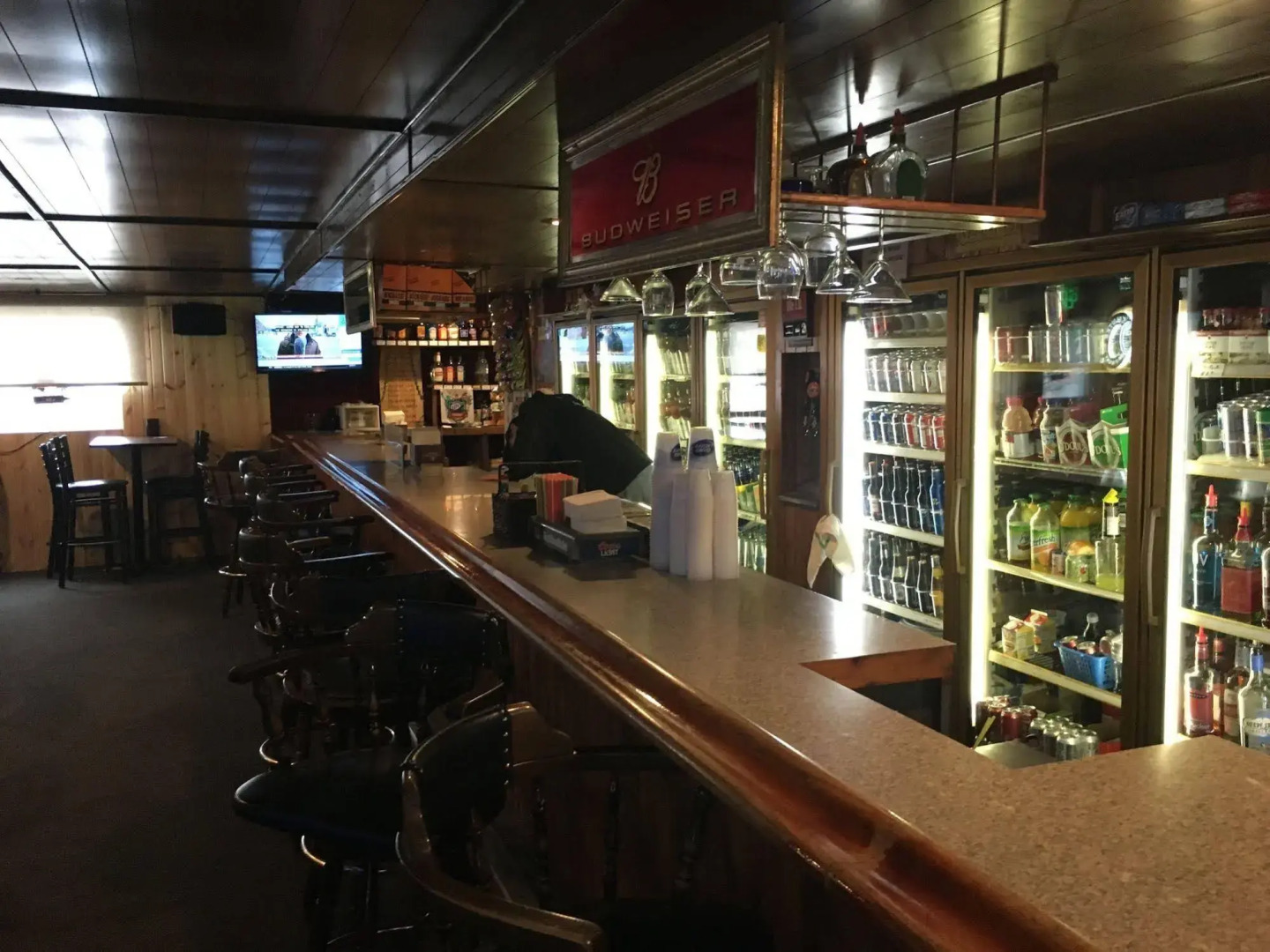 Colonial Motel and RV Park