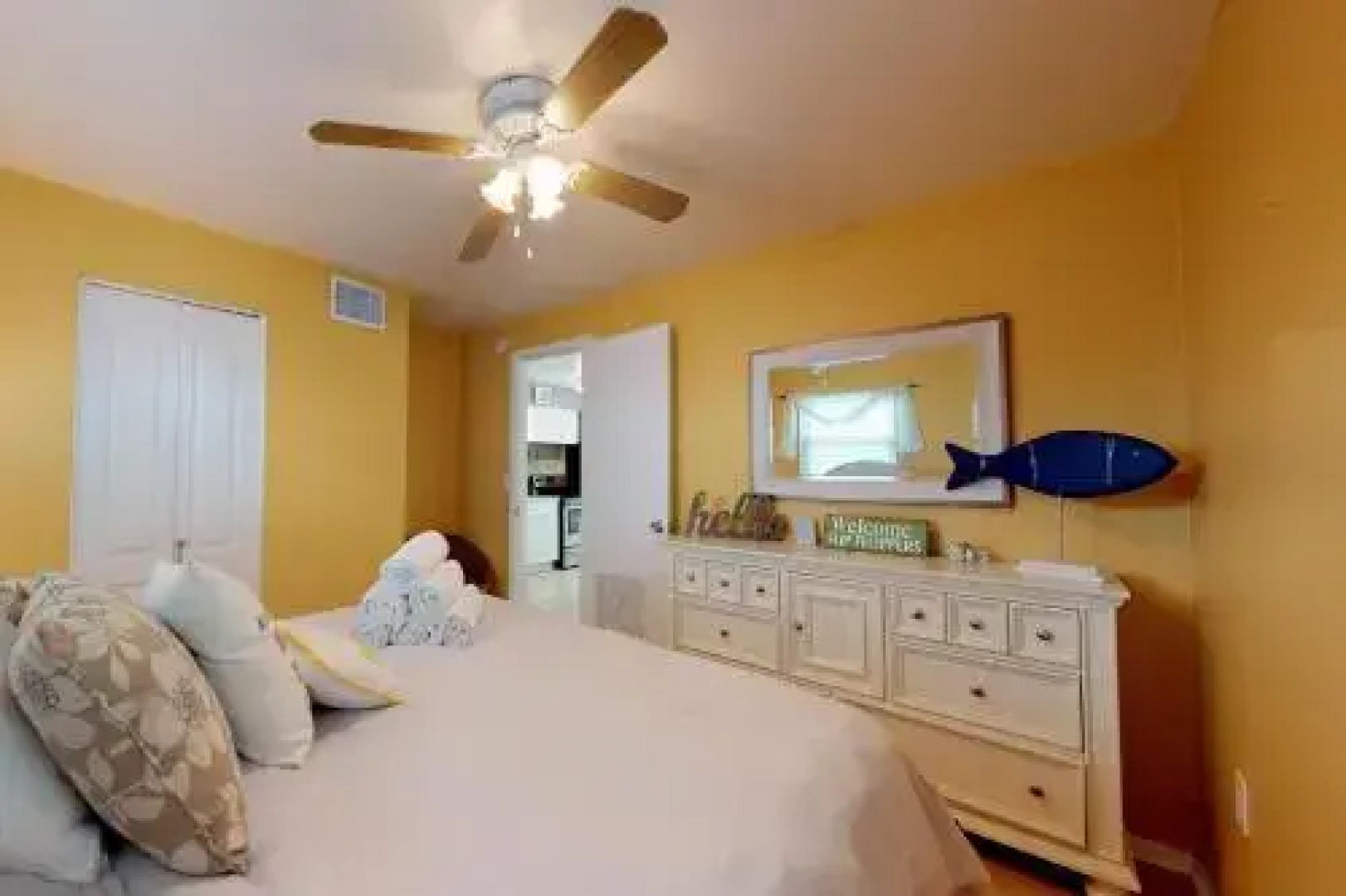 Bay View Inn 101-308 2nd St