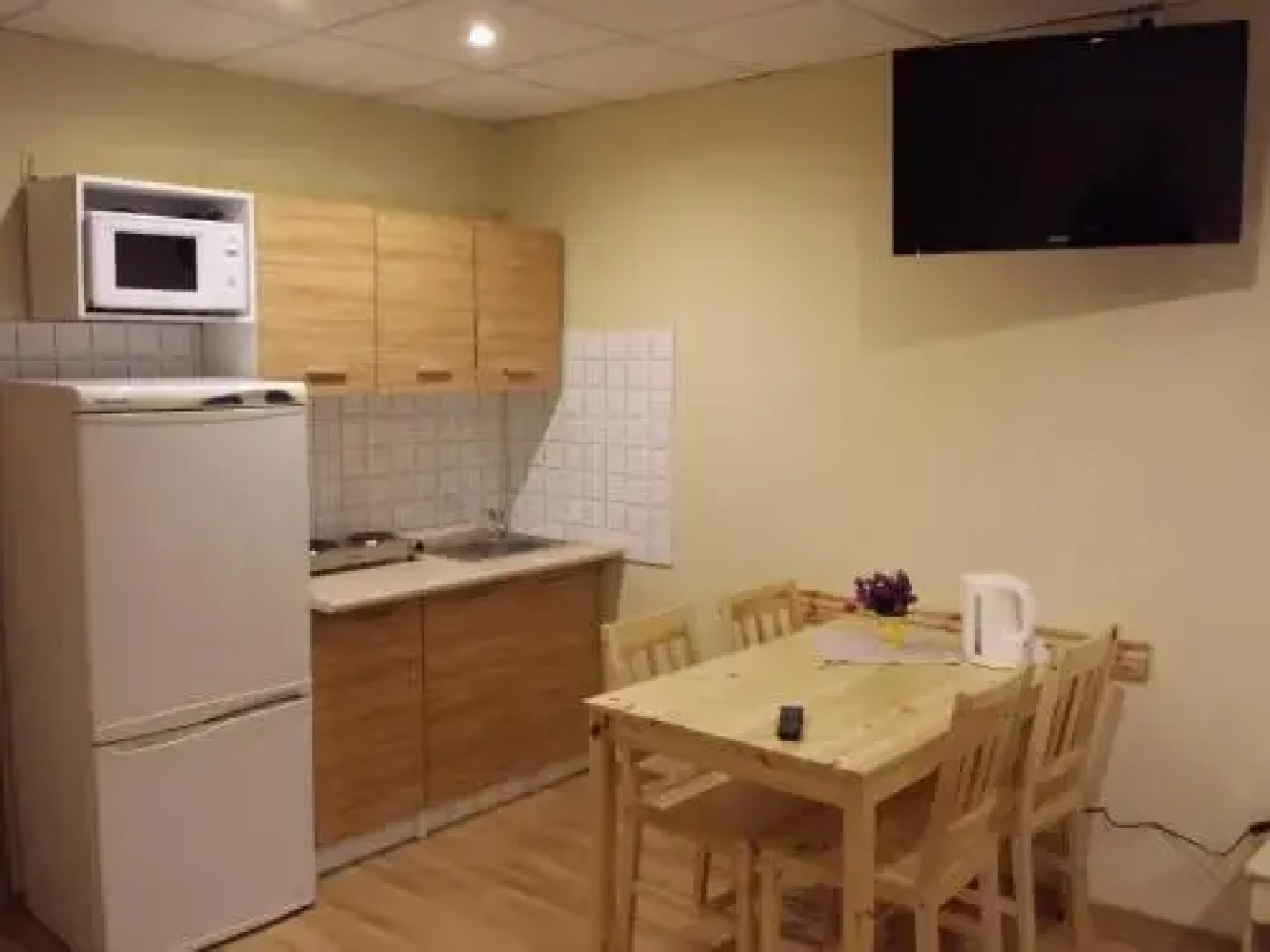 Pokoje gościnne vis a vis Retro