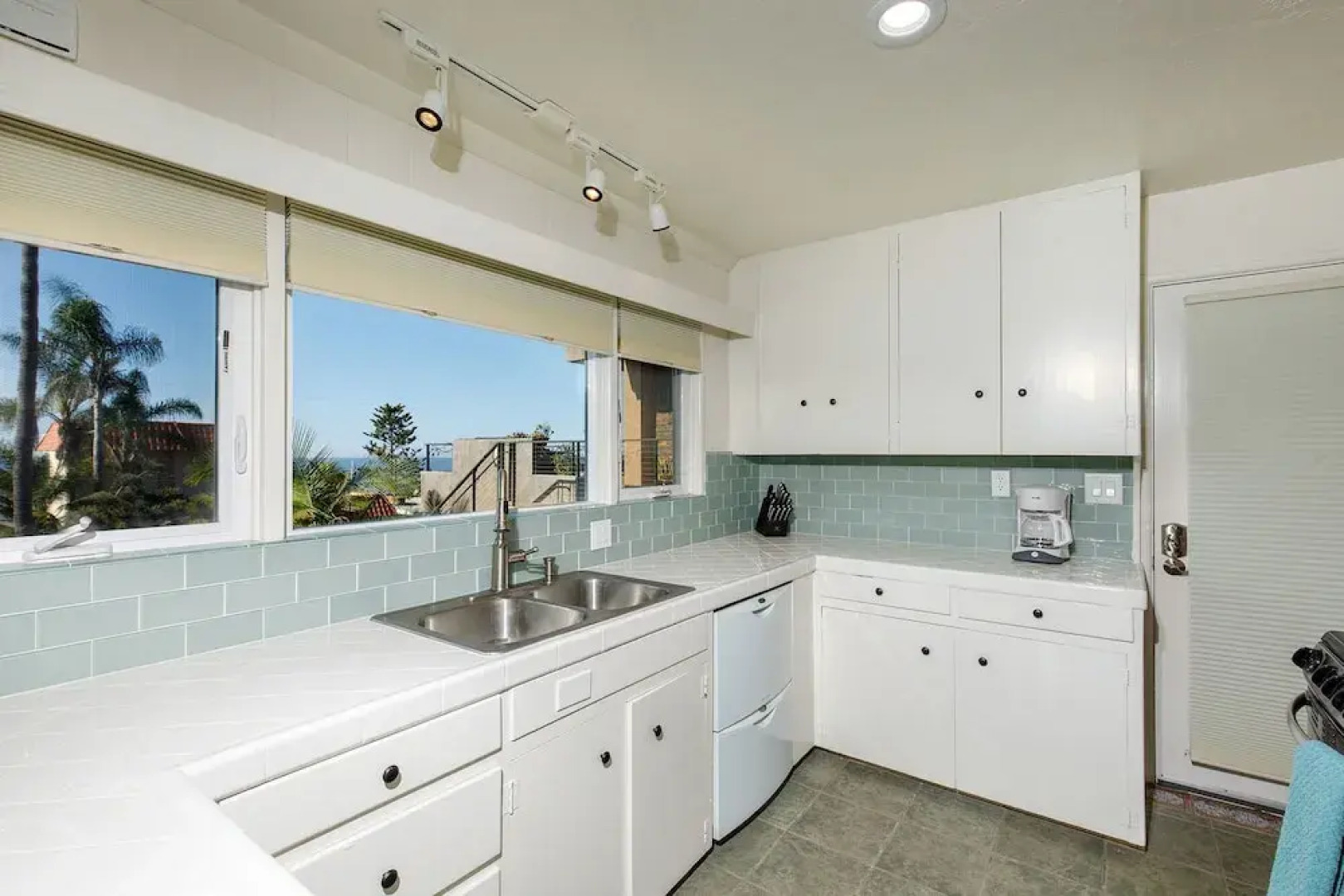 Cambridge House #142682