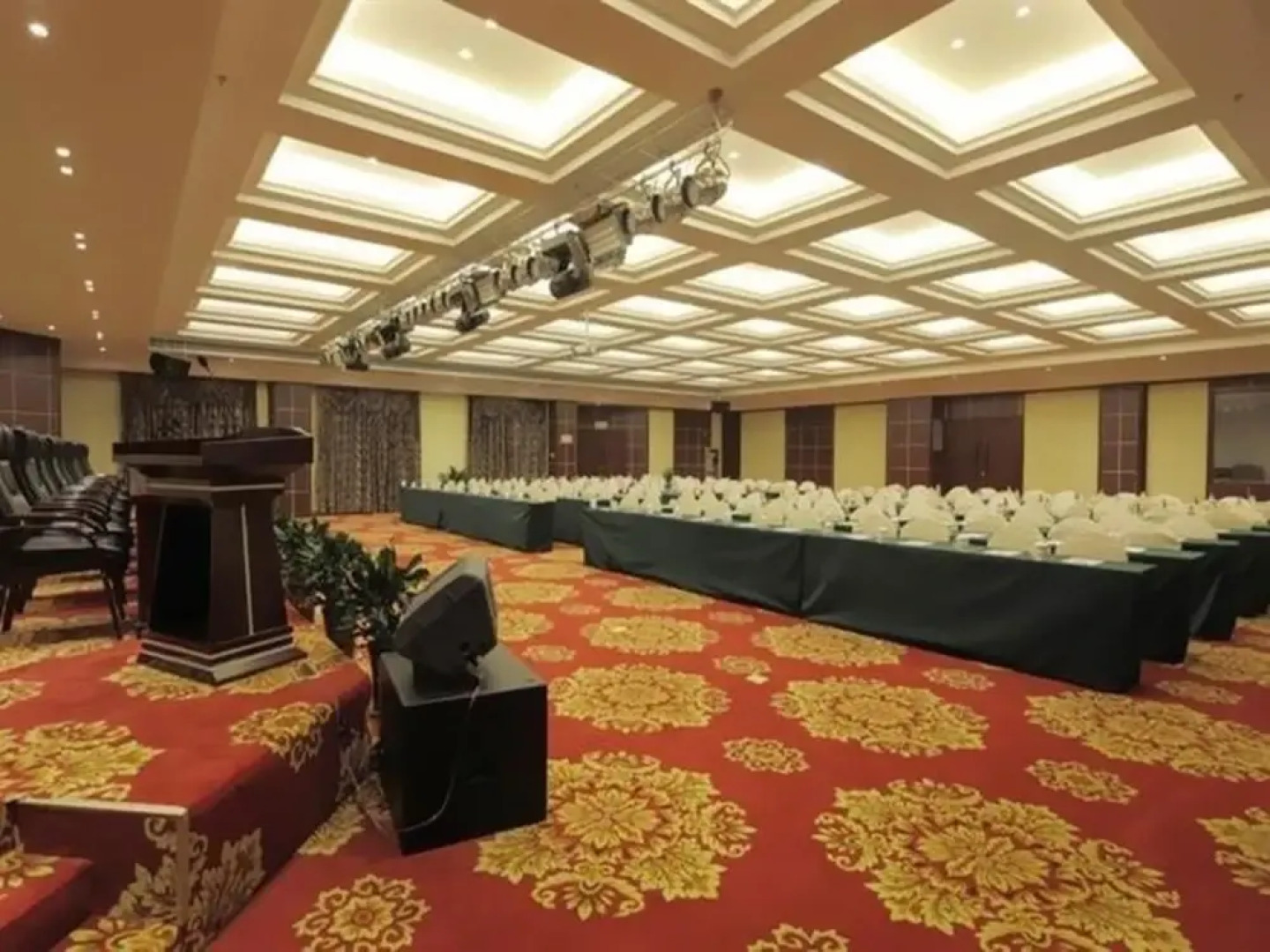 Ronghua International Hotel