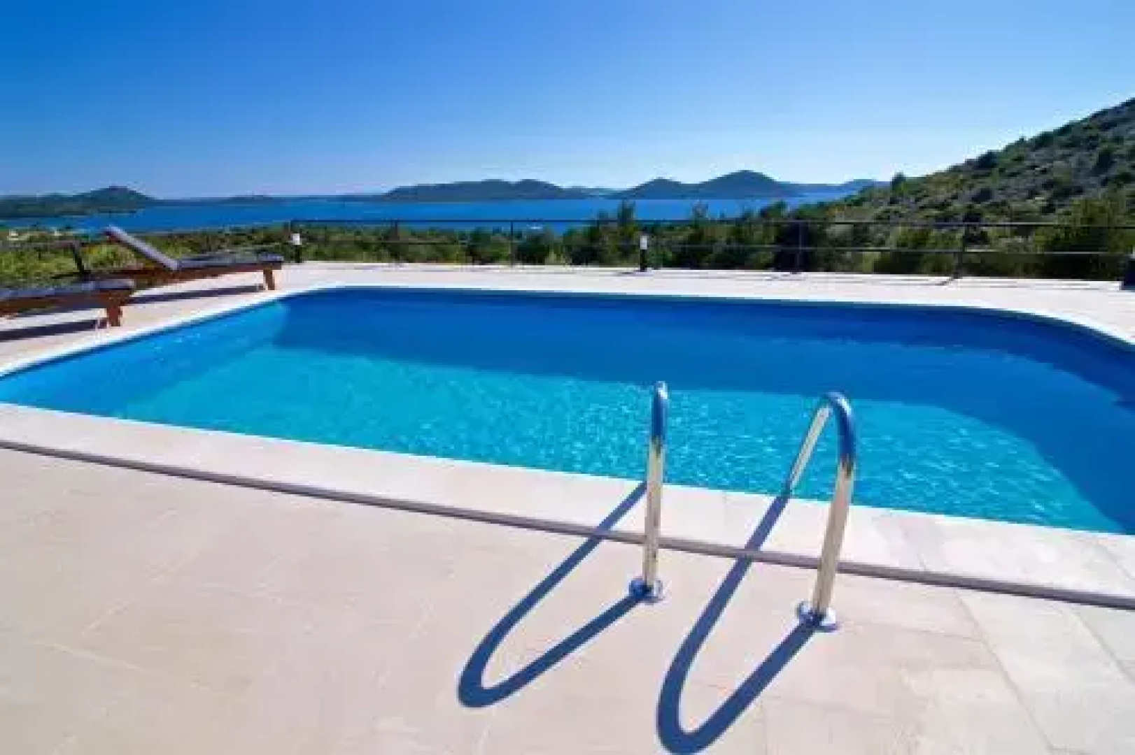 Holiday Home Svemir