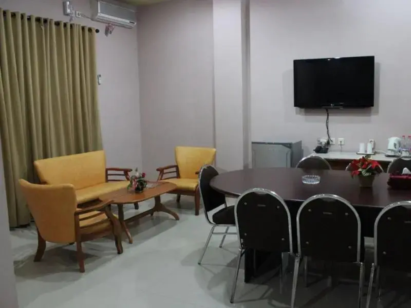 Fujita Papua Hotel