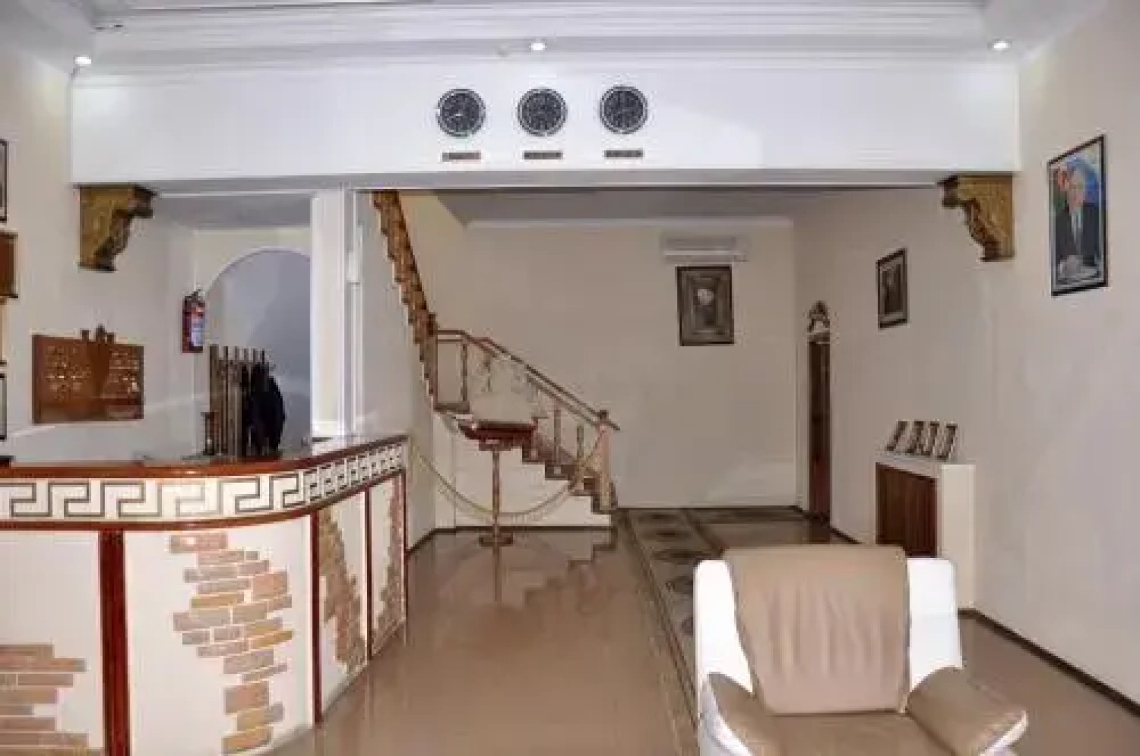 Is Hotel