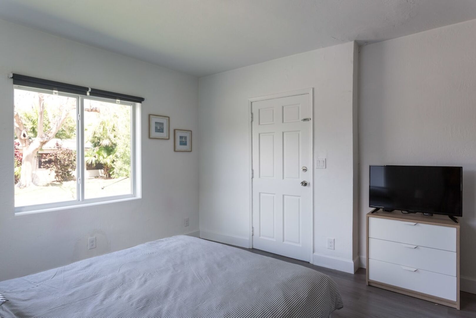 Cozy and Modern 2B-2B Home