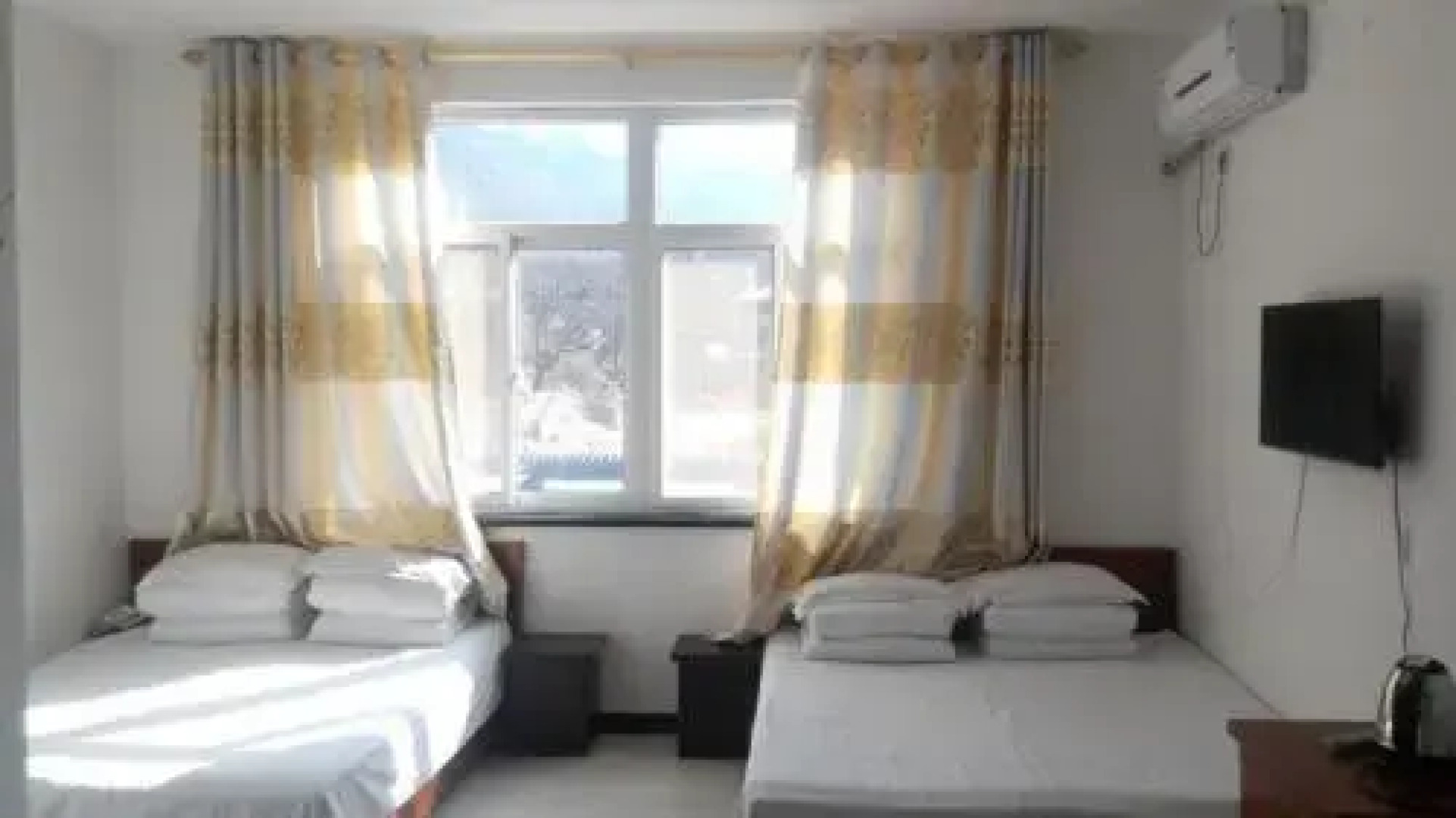 Yesanpo Baili Gorge Yunhui Farmstay